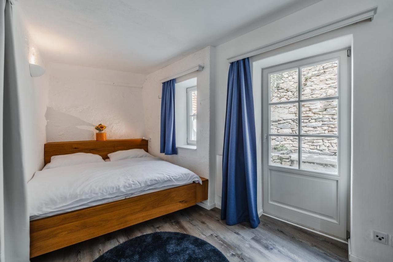 Smile Apartments Zum Goldenen Strauss Dürnstein Eksteriør billede